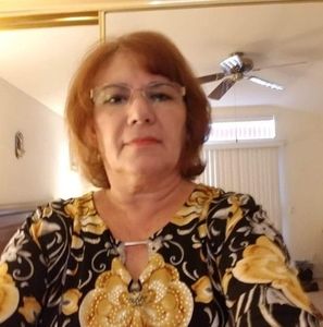 Meet your Posher, Yolanda